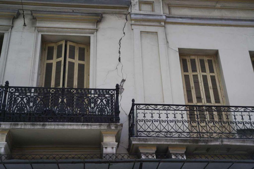 Σεισμός: 63.000 δημόσια κτίρια – «βόμβες» στην Αθήνα χωρίς κανέναν έλεγχο