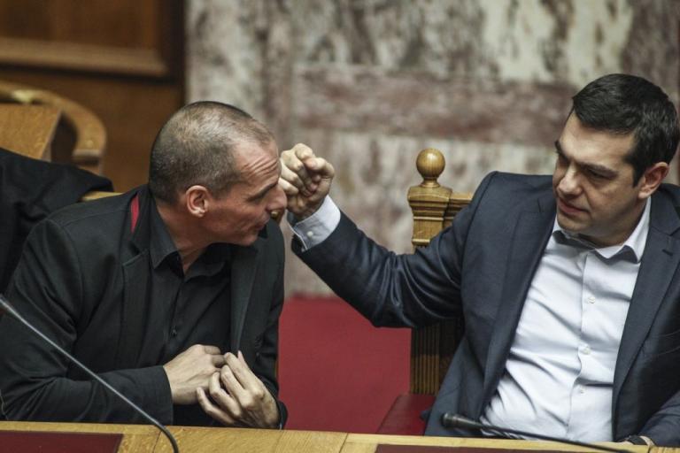 O Τσίπρας ήθελε τον Βαρουφάκη για «χρήσιμο ηλίθιο»