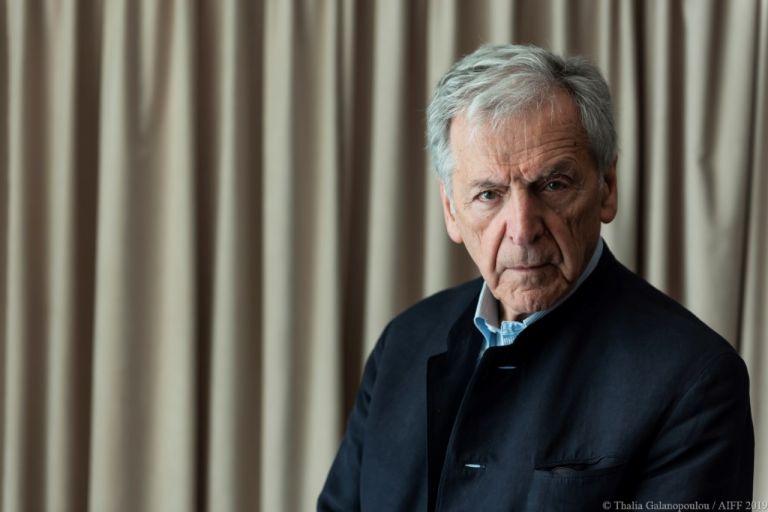 Κώστας Γαβράς : «Ανήκω στο μέρος του λαού που υποφέρει περισσότερο από το δράμα της Ελλάδας»