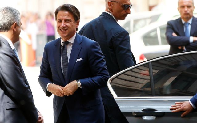 Ιταλία: Ψήφο εμπιστοσύνης στη νέα κυβέρνηση ζητεί ο Κόντε