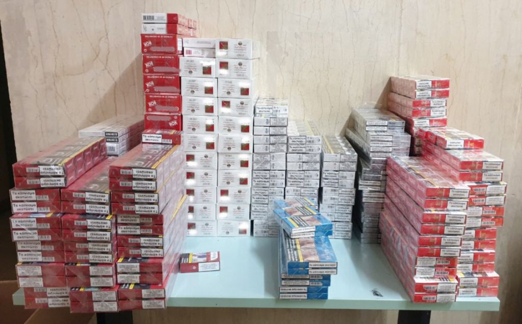 Πουλούσαν τσιγάρα μέσα στην ΑΣΟΕΕ – Τρεις συλλήψεις