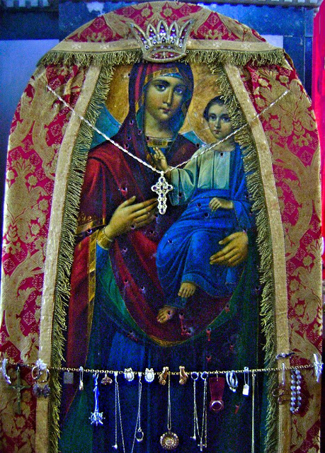 Θαυματουργή εικόνα της Παναγίας με 55 σφαίρες