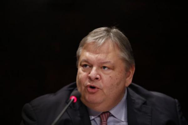 Παρέμβαση Βενιζέλου για Novartis: Ετσι θα αποκαλυφθεί η σκευωρία