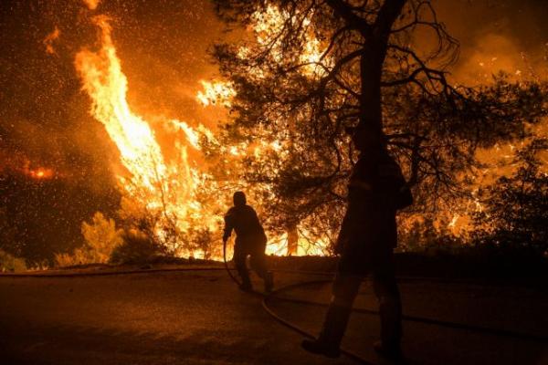 Ποιοι θέλουν να κάψουν την Ελλάδα – Διπλάσιες πυρκαγιές από πέρυσι