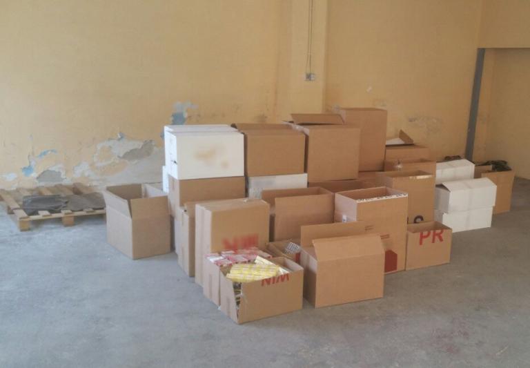 Συνελήφθη ο βασικός προμηθευτής λαθραίων τσιγάρων έξω από την ΑΣΟΕΕ