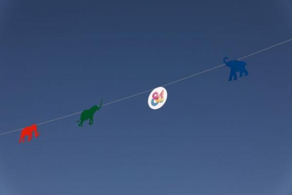 Γιατί η Θεσσαλονίκη γέμισε με… ελέφαντες