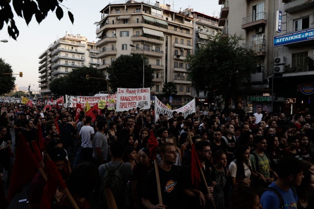 Θεσσαλονίκη: Πλήθος κόσμου στην πορεία μνήμης για τον Παύλο Φύσσα