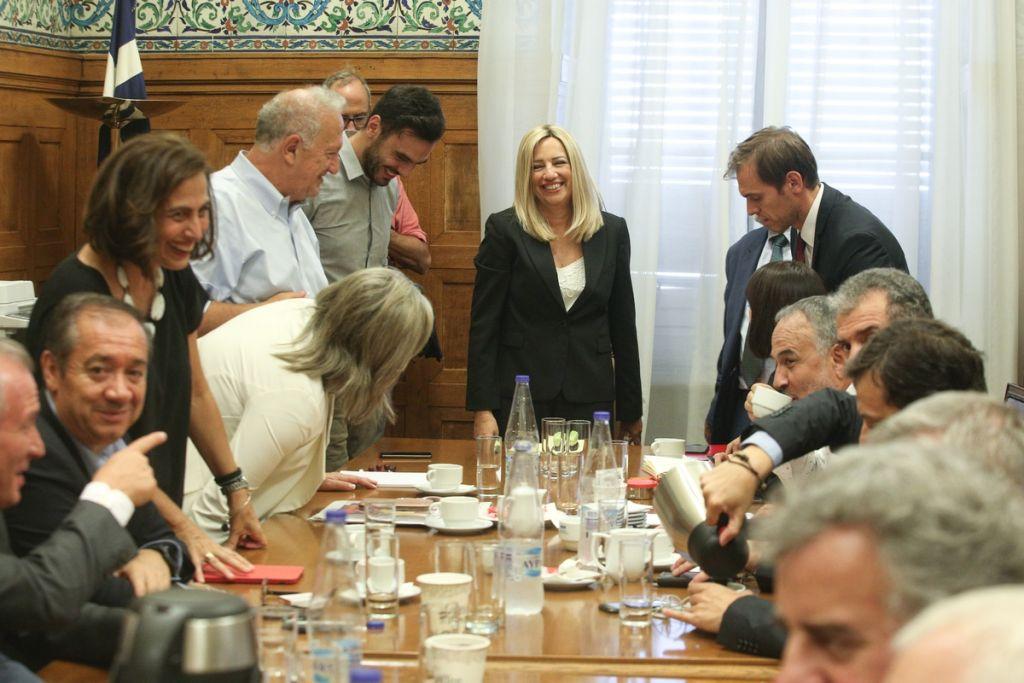 Γεννηματά: Μας κάνουν πόλεμο – Ναι στην προανακριτική για Παπαγγελόπουλο