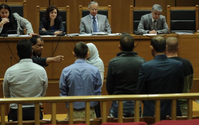 Συνεχίζεται αύριο η δίκη της Χρυσής Αυγής με τις απολογίες για την επίθεση σε βάρος αιγύπτιων ψαράδων