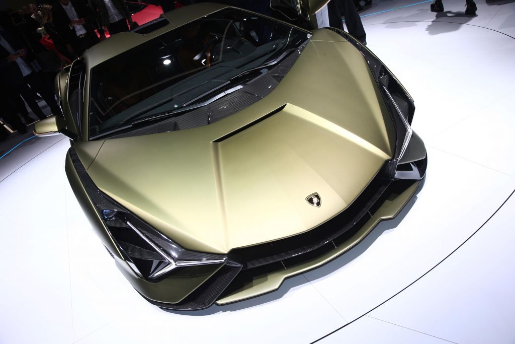 Lamborghini Sian: Η «χρυσή εποχή» της ηλεκτροκίνησης
