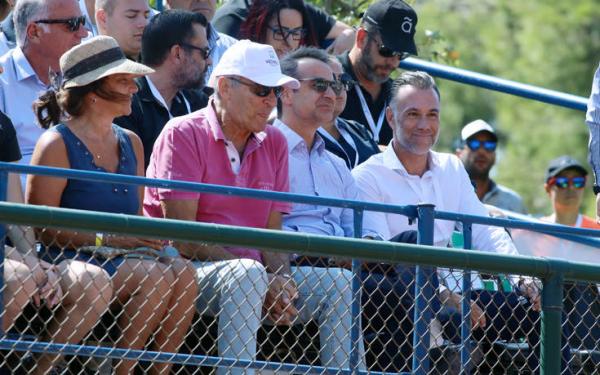 Τα συγχαρητήρια του Κυρ. Μητσοτάκη στον Τσιτσιπά για τη νίκη στο Davis Cup