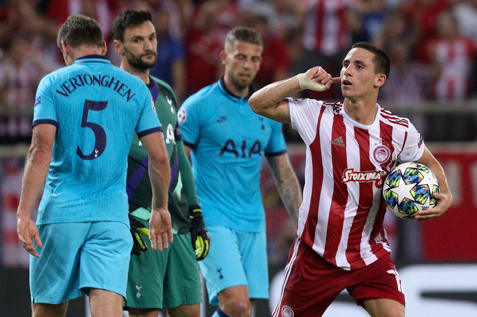 Μείωσε (1-2) ο Ολυμπιακός με γκολάρα του Ποντένσε (vid)