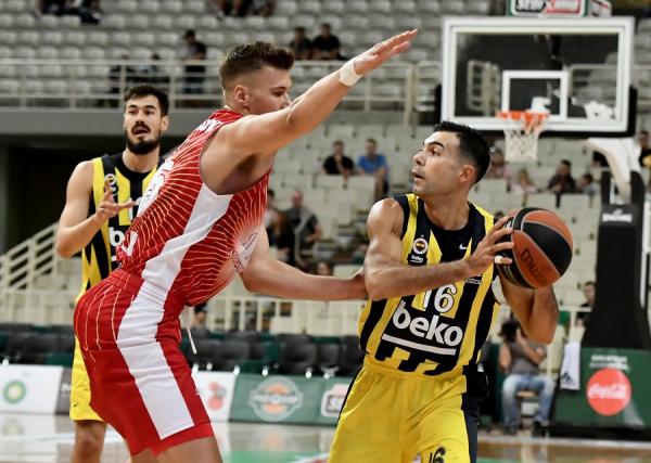 Σόου Ροντρίγκεθ και νίκη της Αρμάνι (79-75)