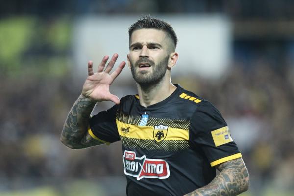 Η Εθνική Κροατίας αποθεώνει τον Μάρκο Λιβάγια