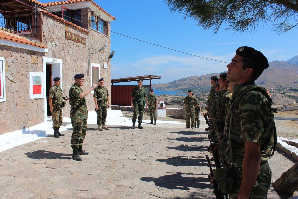 Tσεκάρει την ετοιμότητα του Στρατού ο Αρχηγός ΓΕΣ – Επίσκεψη στη Λέσβο