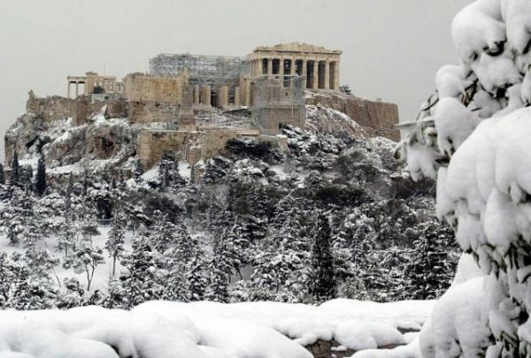 Μερομήνια: Έρχεται βαρύς χειμώνας με χιόνια και ακραία φαινόμενα