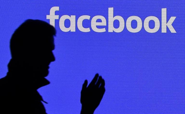 To Facebook «ρίχνεται» στη μάχη κατά των fake news για το εμβόλια