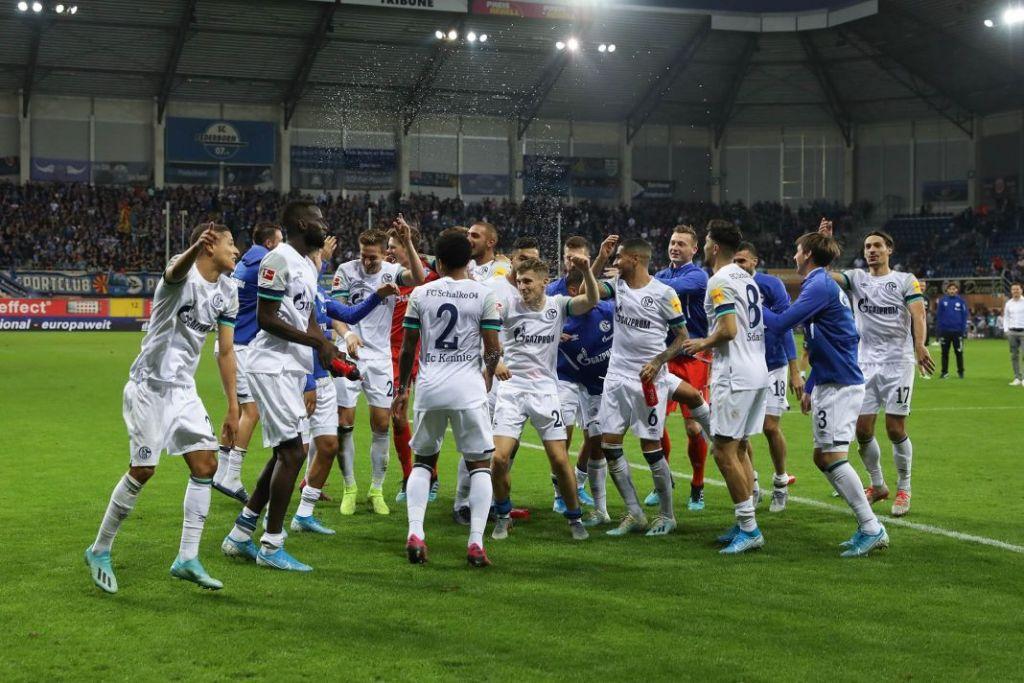 Πεντάστερη η Σάλκε (5-1)