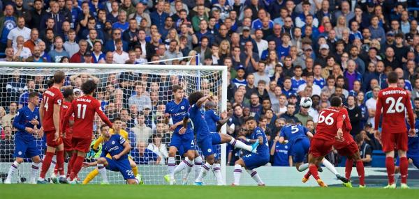 Τεράστιο «διπλό» της Λίβερπουλ στο Στάμφορντ Μπριτζ (2-1)