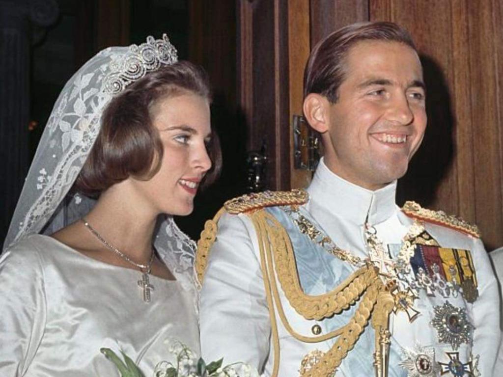 Τέως βασιλιάς Κωνσταντίνος: Ο μοναδικός βασιλικός γάμος στην Ελλάδα που έβγαλε χιλιάδες ανθρώπους στους δρόμους