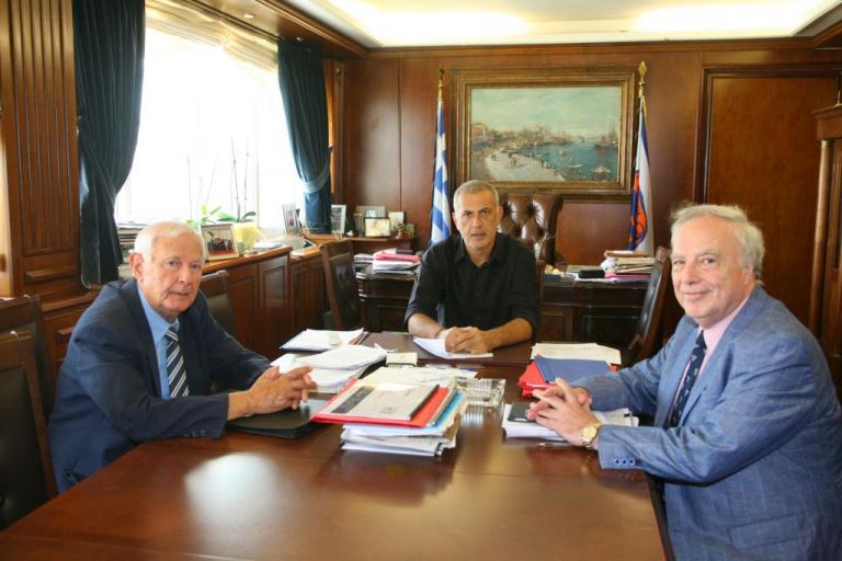 Συνάντηση Γιάννη Μώραλη με την Ένωση Εφοπλιστών Κρουαζιεροπλοίων και Φορέων Ναυτιλίας