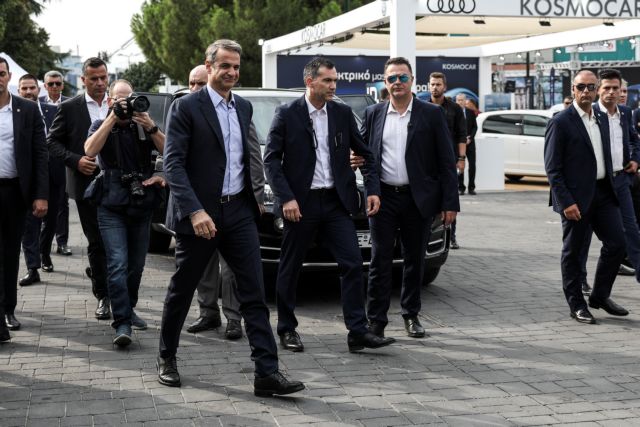 Τα περίπτερα της ΔΕΘ επισκέπτεται ο Κυριάκος Μητσοτάκης