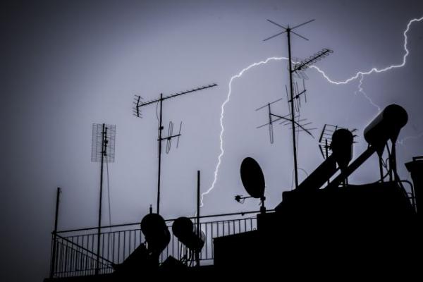 Κεραυνοί : Που οφείλεται η αύξησή τους – Τι θα γίνει στο μέλλον