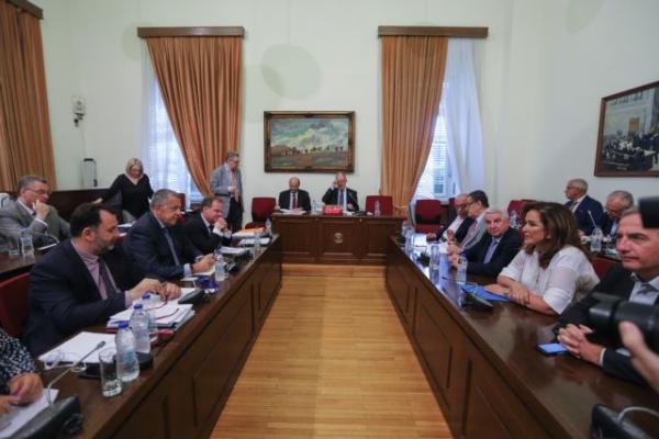 Σφοδρή κόντρα στη Βουλή για Μετρό Θεσσαλονίκης και αρχαία