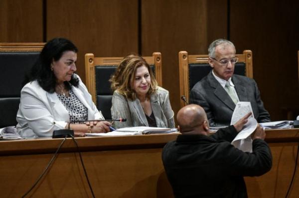 Δίκη Χρυσής Αυγής: Αρνούνται τις ευθύνες για την επίθεση στα μέλη του ΠΑΜΕ