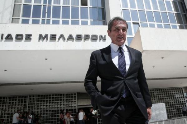 Υπόθεση Novartis: Τον Παπαγγελόπουλο κατονομάζει ως «Ρασπούτιν» ο Λοβέρδος