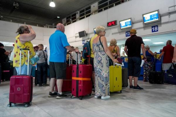 Τhomas Cook : Μέχρι τις αρχές Οκτωβρίου θα επαναπατριστούν οι 50.000 εγκλωβισμένοι τουρίστες