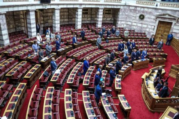 Υπόθεση Novartis : Προανακριτική μόνο για Παπαγγελόπουλο – Τι θα κάνει η ΝΔ