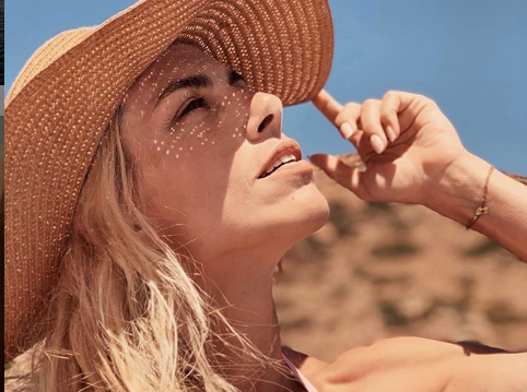 Ντορέττα Παπαδημητρίου: «Ζαλίζει» με το μπικίνι της