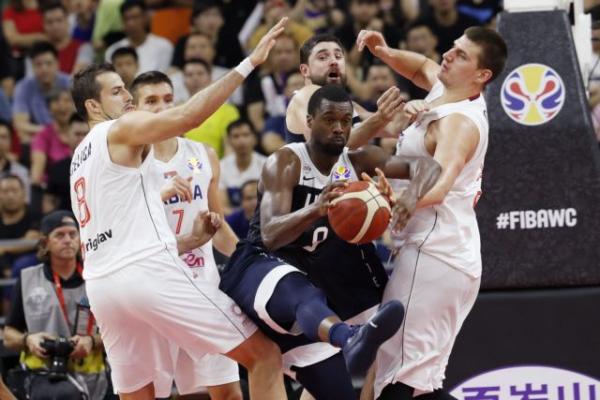 Βυθίστηκαν ακόμα περισσότερο οι ΗΠΑ: Νέο «χαστούκι» από τη Σερβία