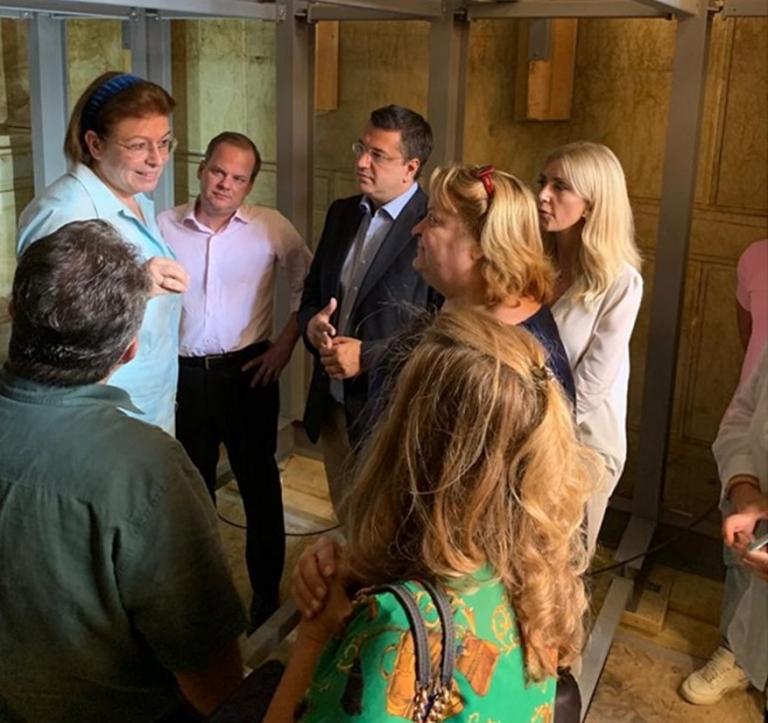 Μενδώνη στην Αμφίπολη: Επίσπευση εργασιών και να τηρηθεί το χρονοδιάγραμμα