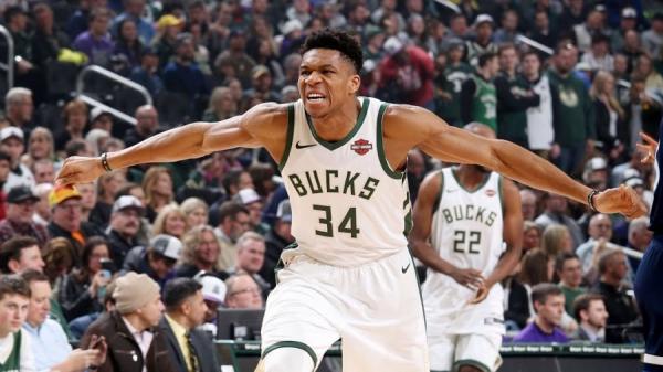 ESPN : «Στους δύο κορυφαίους του NBA ο Γιάννης Αντετοκούνμπο»