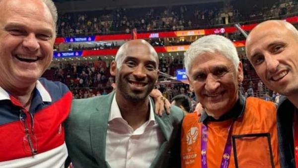 Μουντομπάσκετ : Ένα «κλικ» με τέσσερις θρύλους