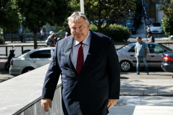 Ο Βενιζέλος ξανά στο πανεπιστήμιο