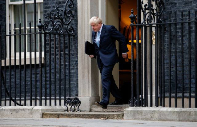 Ώρα μηδέν στη Βρετανία ενόψει Brexit - Με εκλογές απειλεί ο Τζόνσον