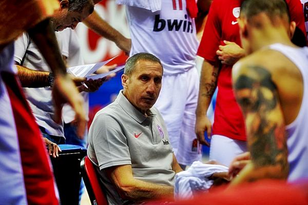 Μπλατ : «Δεν προλαβαίναμε να αναπτύξουμε το συνολικό μας παιχνίδι»