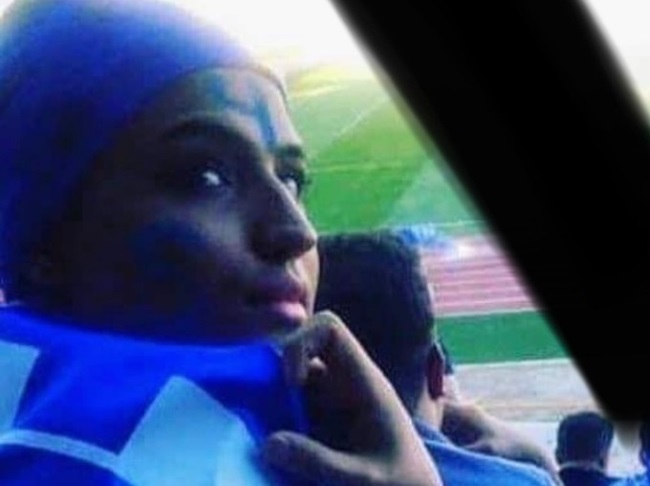 Το «μπλε κορίτσι» που ανατρέπει τα δεδομένα του Ιράν