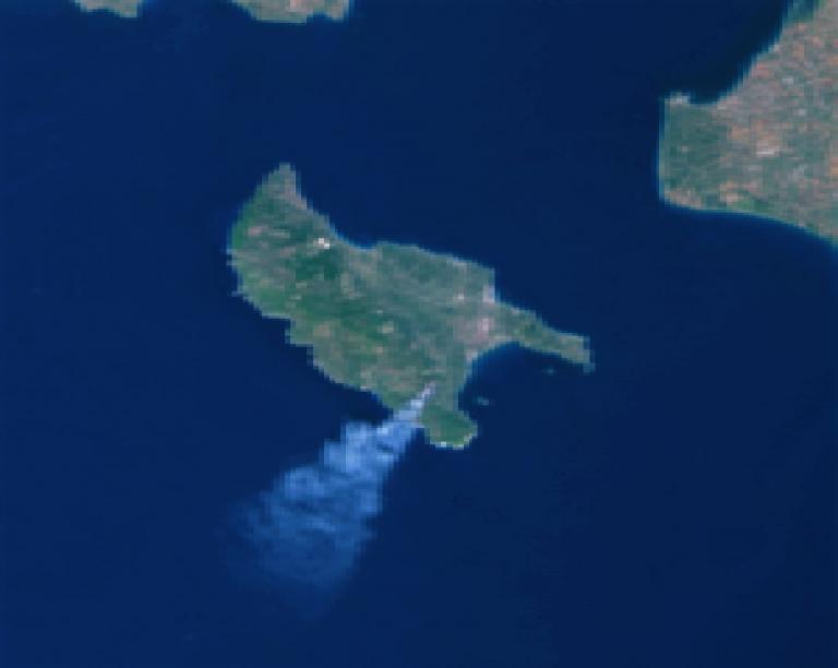 Δορυφορικές φωτογραφίες της πυρκαγιάς στη Ζάκυνθο