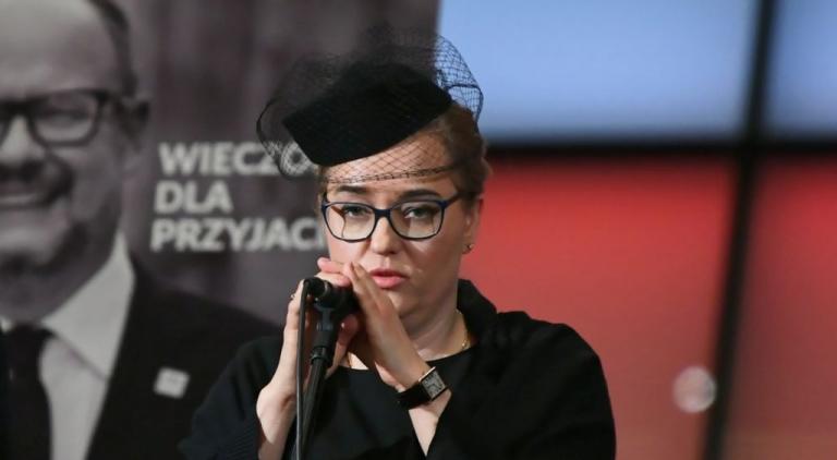 Μαγκνταλένα Αντάμοβιτς: H σύζυγος του δολονηθέντος δημάρχου θέλει ένα κόσμο χωρίς μίσος