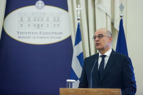 Σκληρή απάντηση Δένδια: Η Τουρκία δρα ως ταραξίας, λυπάμαι για την φωτογραφία Ερντογάν