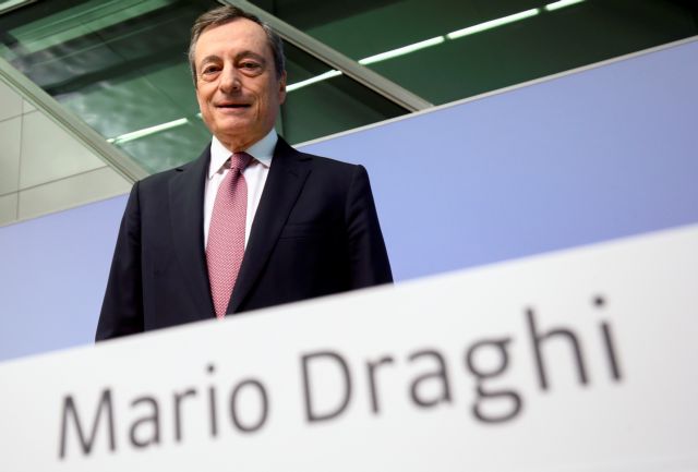 Το τελευταίο δώρο Ντράγκι: Χαμηλά επιτόκια και QE «για όσο χρειαστεί»