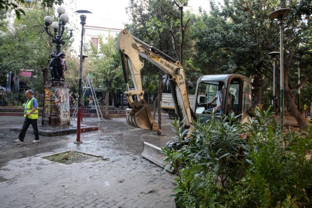 Ξεκίνησαν οι εργασίες ανάπλασης στην πλατεία Εξαρχείων