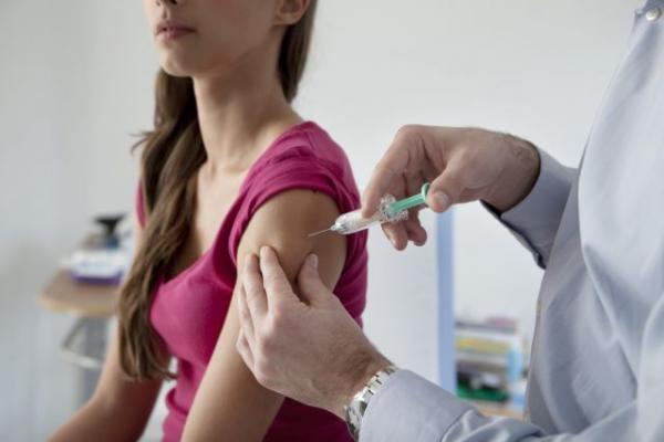 Εμβόλια : Πόσο σημαντικός είναι ο εμβολιασμός μικρών και μεγάλων