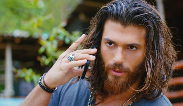 Τζαν Γιαμάν : Ποιος είναι τελικά ο «φτερωτός θεός»