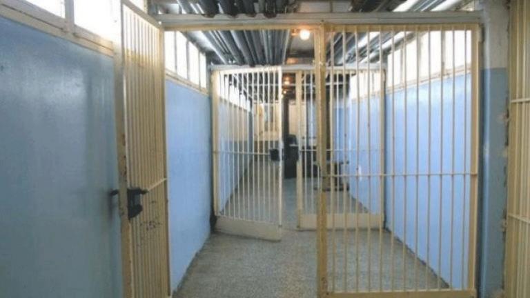 Δραπέτευσε κρατούμενος από τις αγροτικές φυλακές Κασσάνδρας