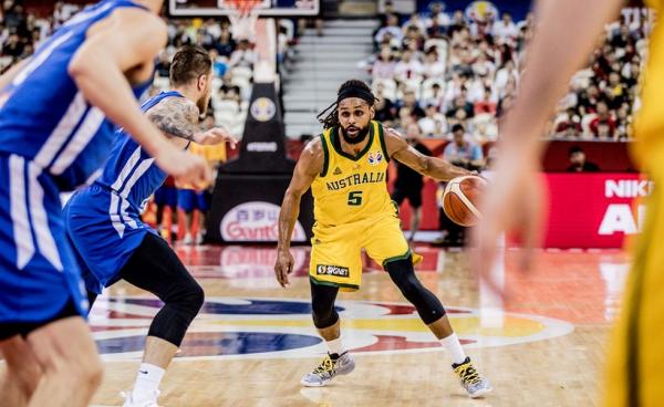 Στα ημιτελικά η Αυστραλία με «υπογραφή» Μιλς (82-70)